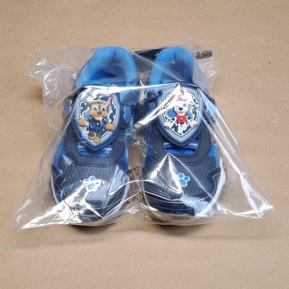 Paw Patrol Light Up Sneakers, Size 7, Blue, New - Picture 7 of 9